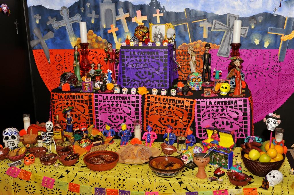 Mi ofrenda del día de muertos Altar-de-muertos-en-mexico