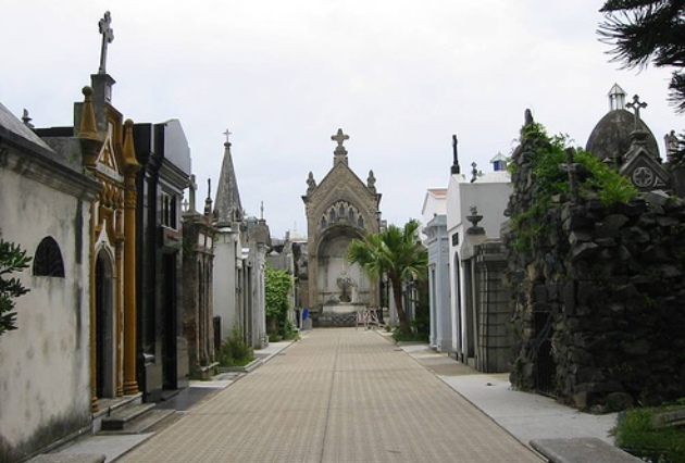 cementerio-de-la-recoleta