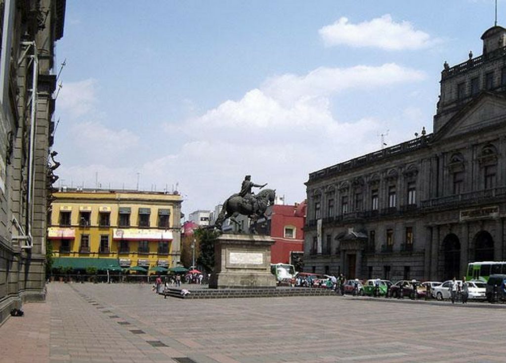 plaza-tolsa-mexico