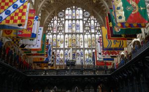 Abadía de Westminster - Banderas personales de los miembros de la Orden del Baño