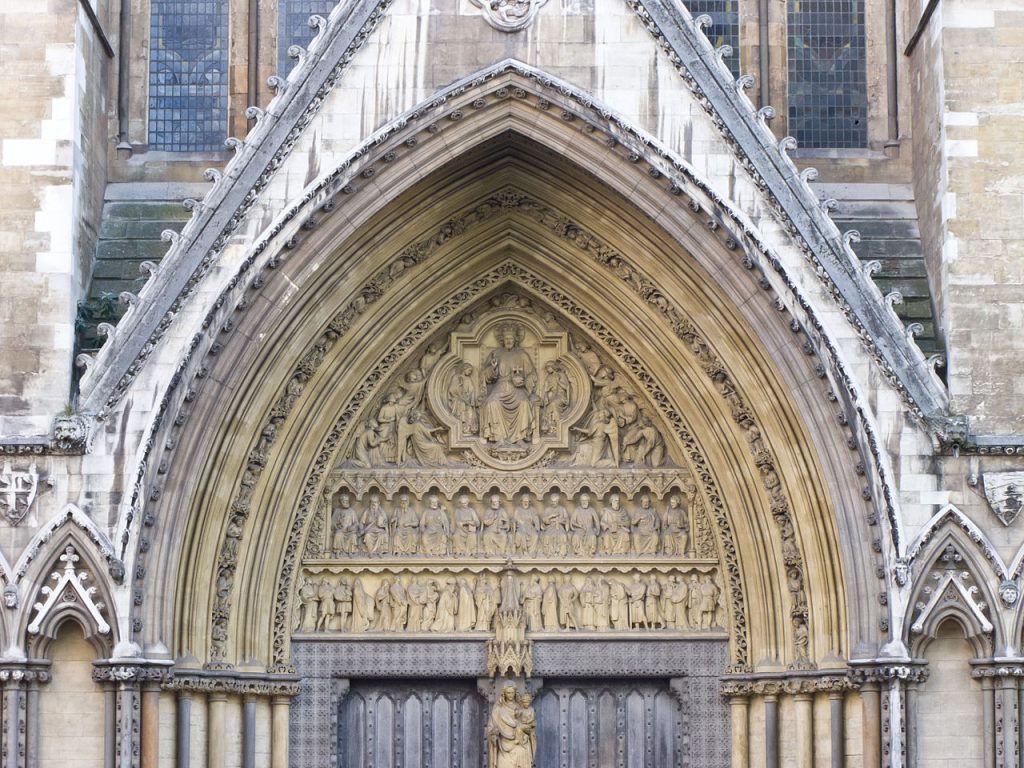 Abadía de Westminster – Tímpano en el portal central de la fachada norte.