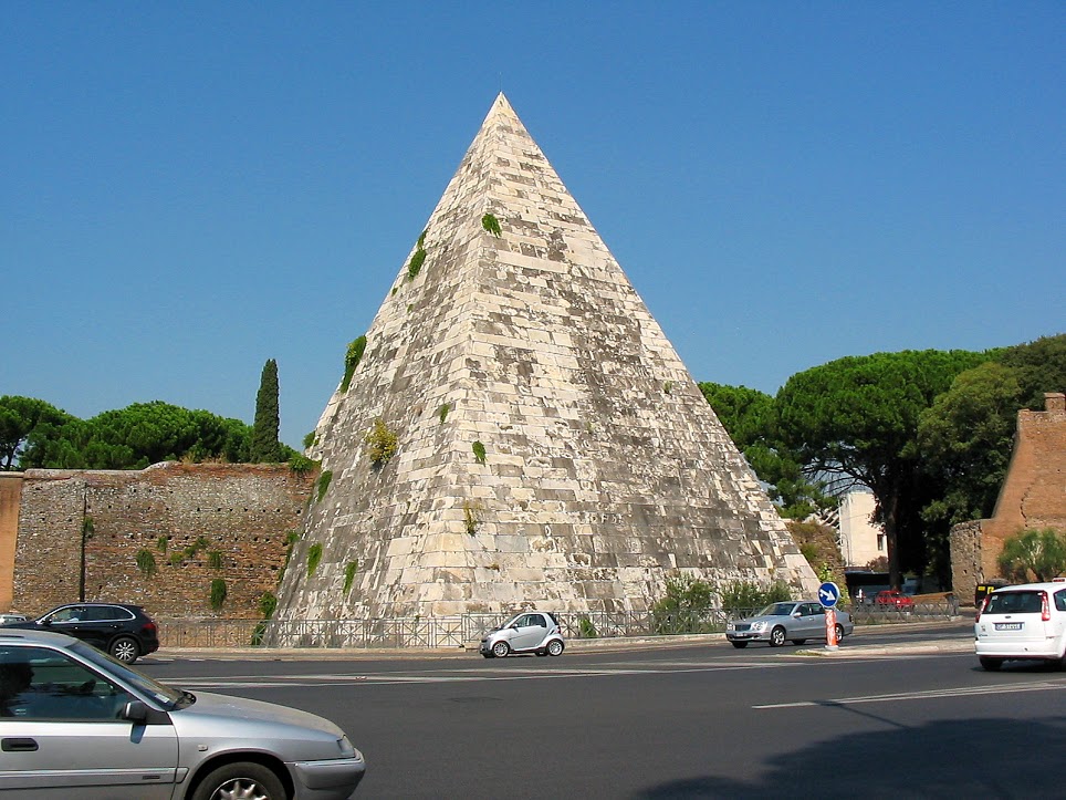 Pirámide Cestia 5