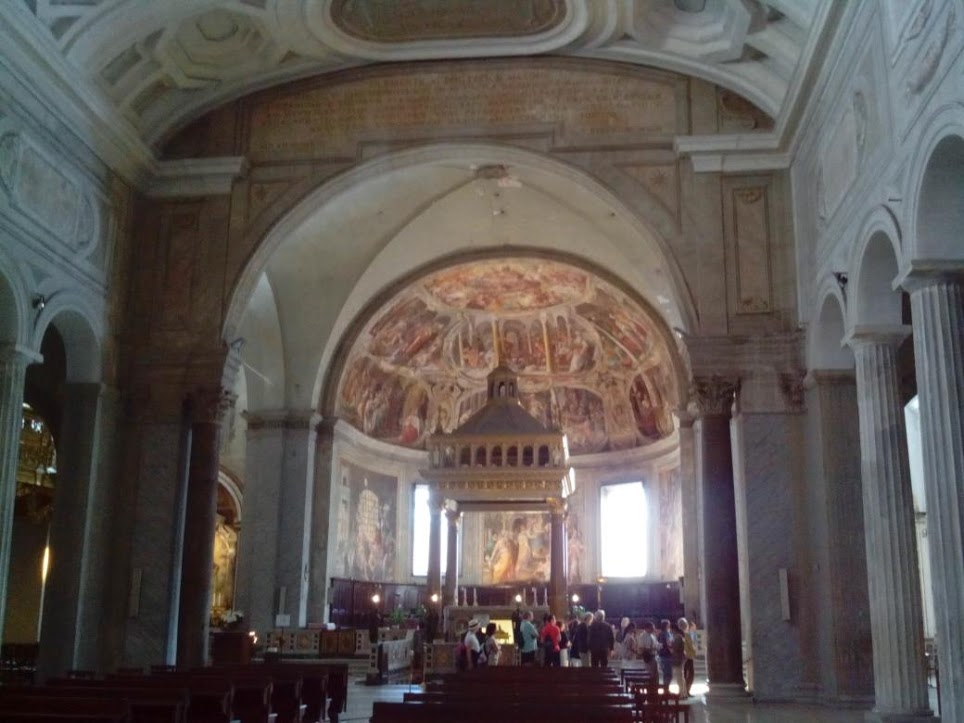 San Pietro in Vincoli (en español: San Pedro encadenado) 1