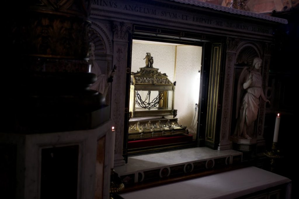 San Pietro in Vincoli (en español: San Pedro encadenado) 3
