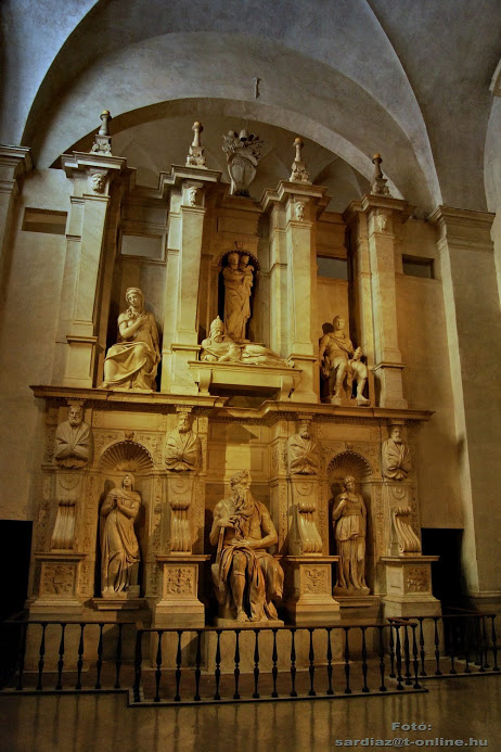 San Pietro in Vincoli (en español: San Pedro encadenado) 5