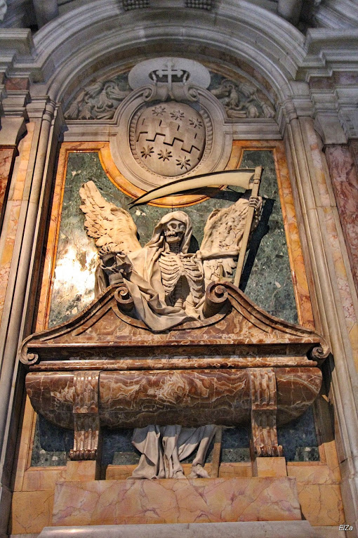 San Pietro in Vincoli (en español: San Pedro encadenado) 12