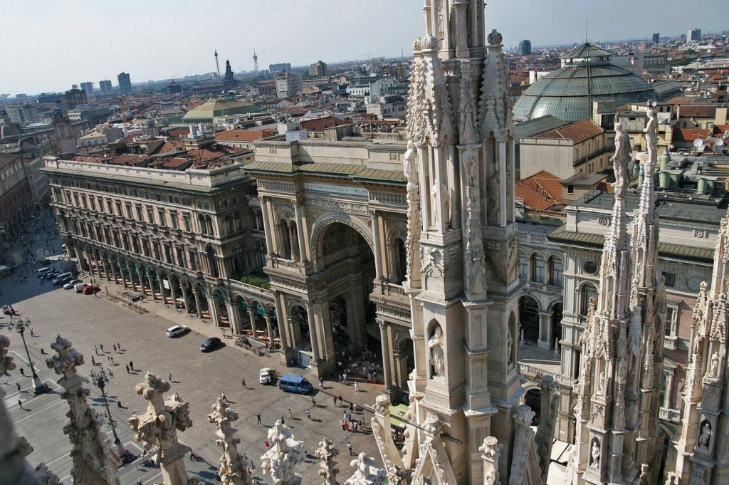 Visión general de la ciudad de Milán 1